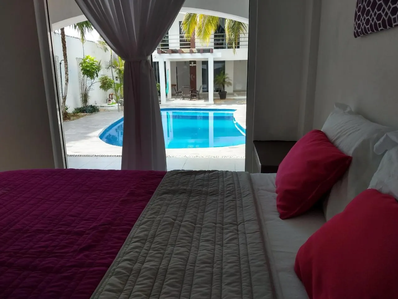 Hotel Espana Chetumal 2*,